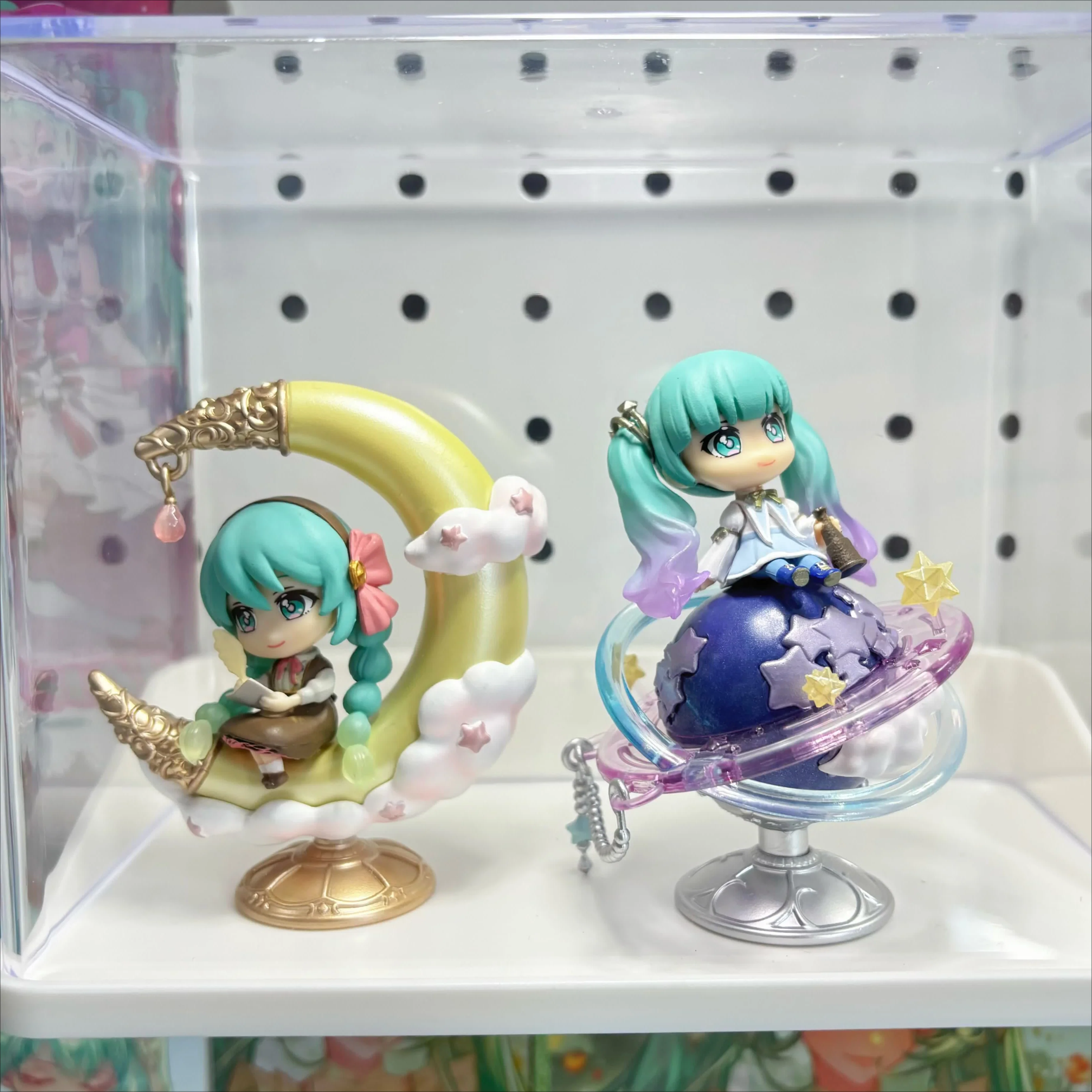 Officially Licensed Hatsune Miku Miniature Figure Blind Box - Image 3